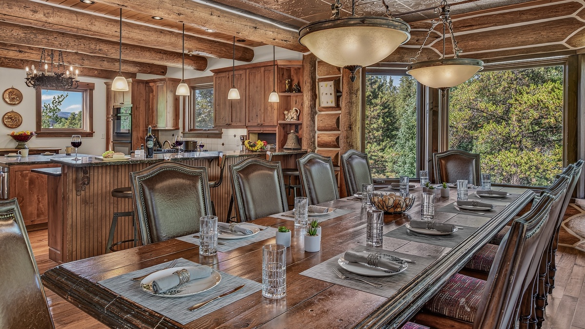 Dining Area, Main Level - Table with seating