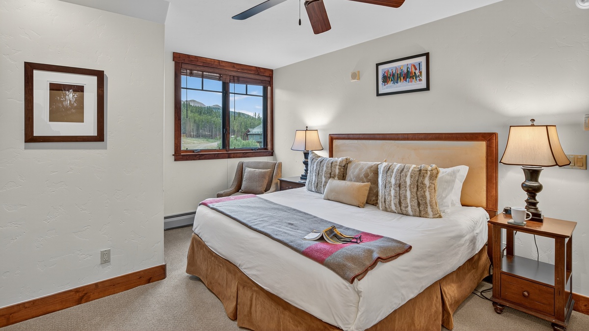 Bedroom 1, Main Level - King suite