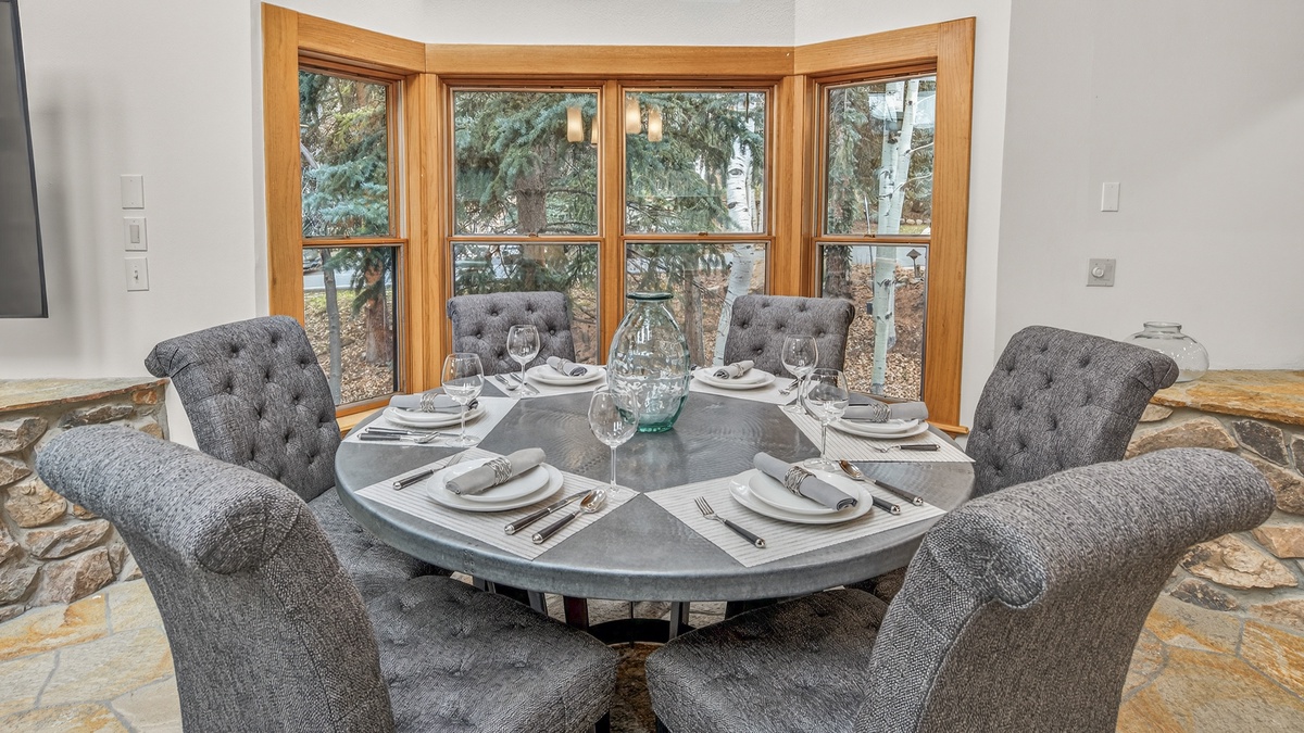Dining Area, Main Level - A few steps up from the Great Room and right off the kitchen
