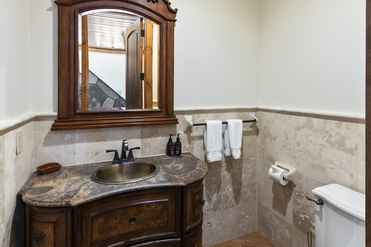 Apex Lodge South Side Powder Room