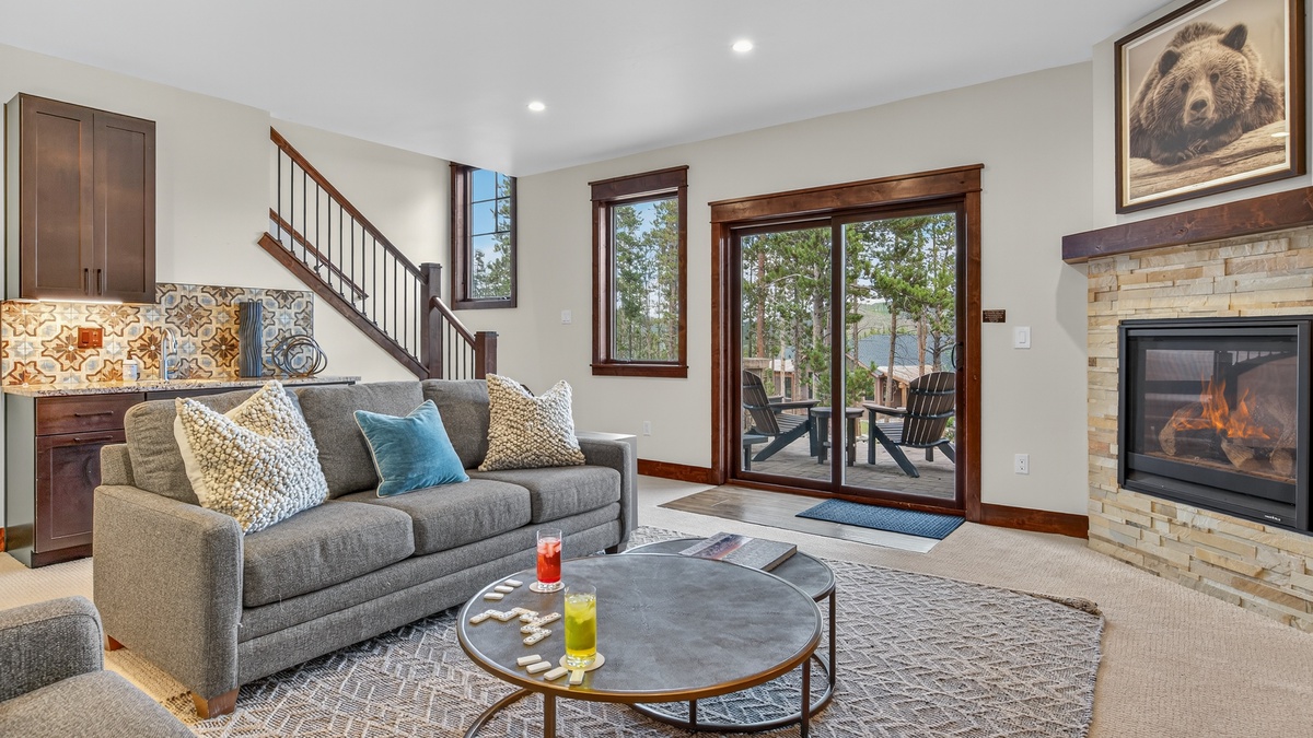 Family Room, Lower Level