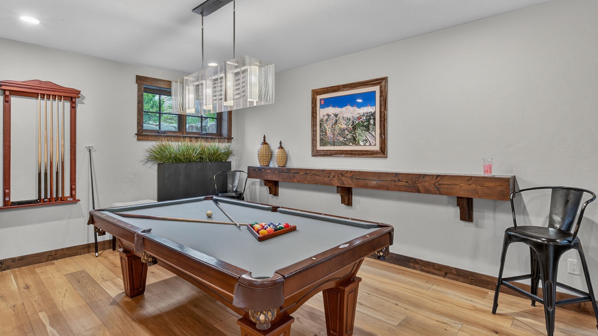 Family Room, Lower Level - Pool table and game area