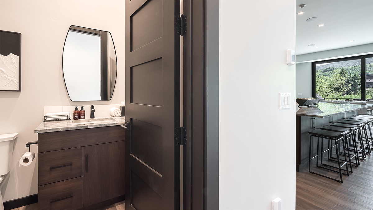 Powder Room, Main level - Triple 3 Lodge powder room