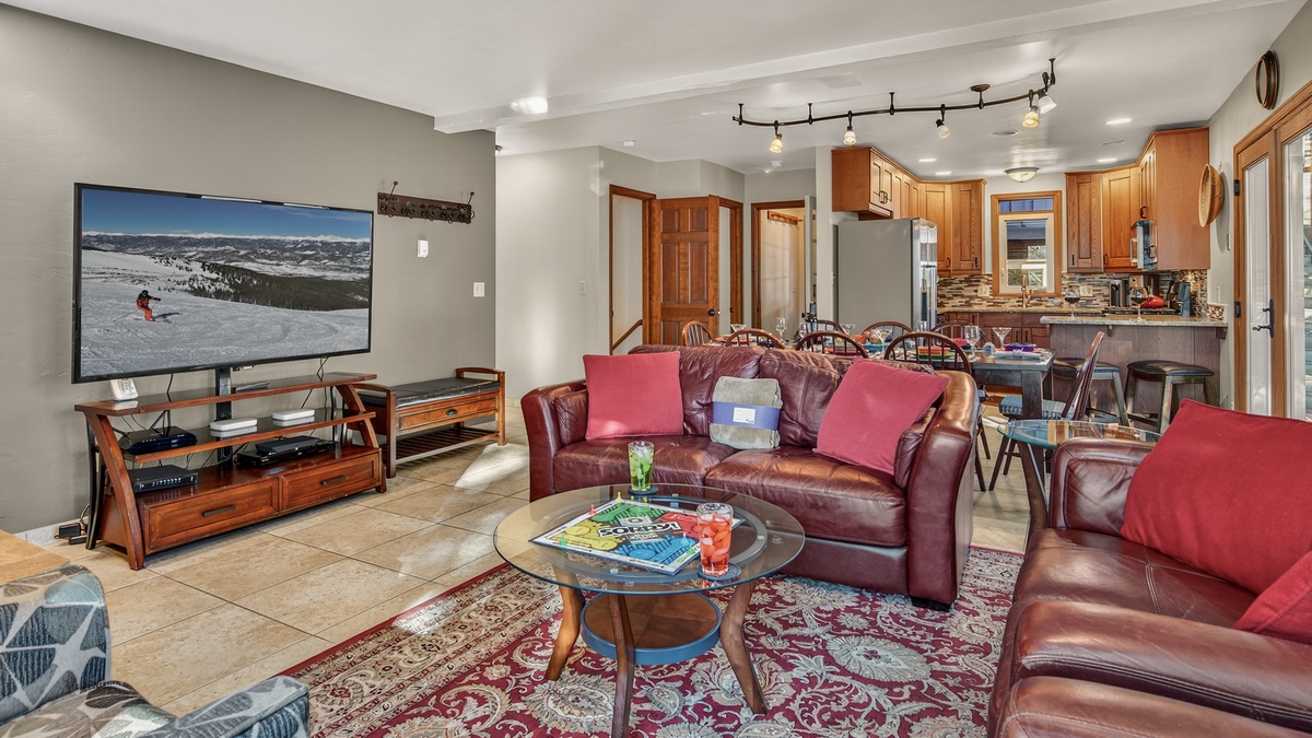 Great Room, Main Level