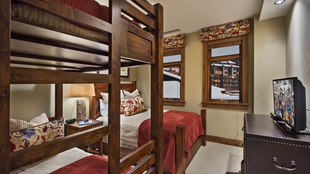 Bedroom 3, Main Level - Queen bed and twin-over-twin bunk