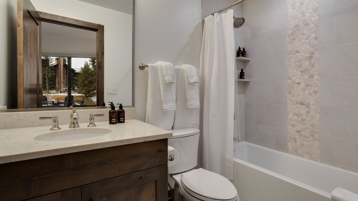 Bedroom 3, Lower Level - King suite 2 on the lower level