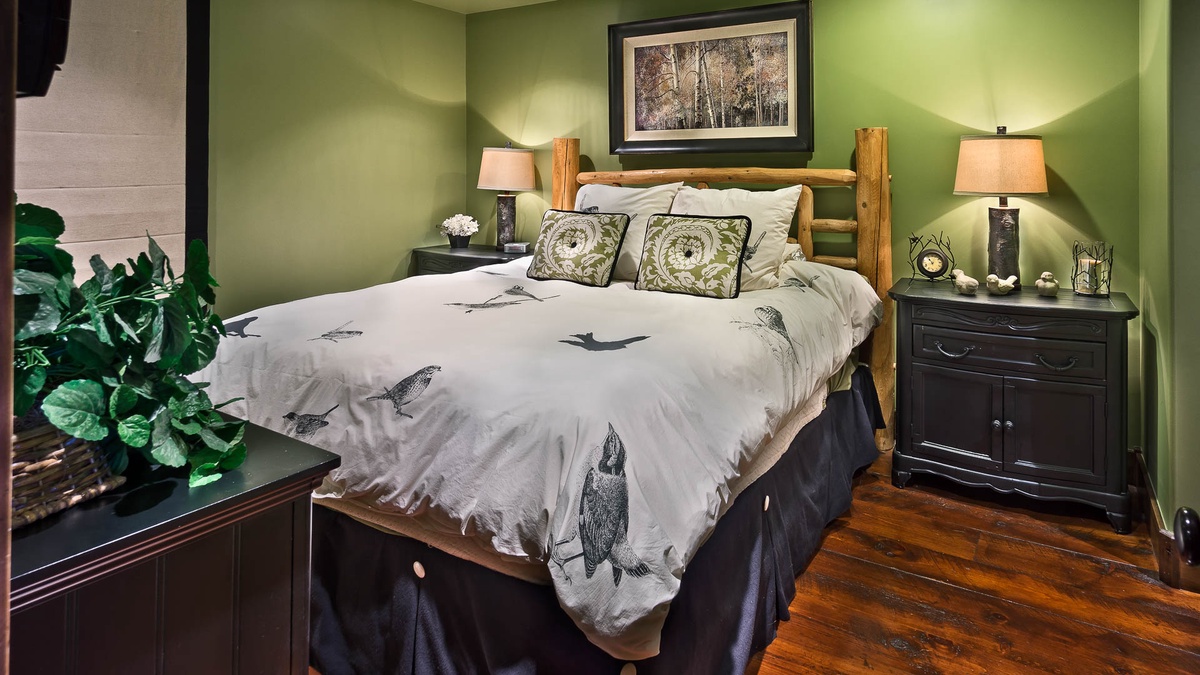 Lower level king bedroom 3 with shared bathroom