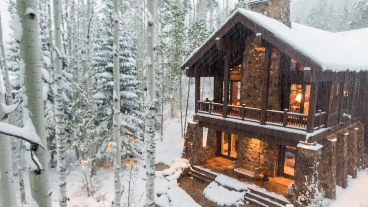 Snowy days at Paragon