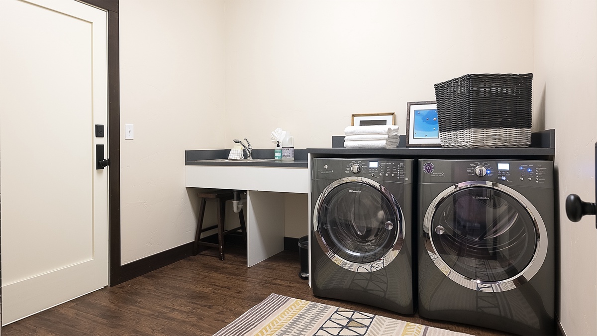 Laundry, Lower Level