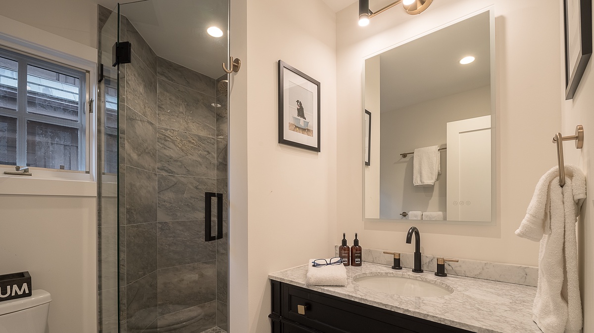 Bedroom 4 Main Level, - Shared bathroom accessed in hallway