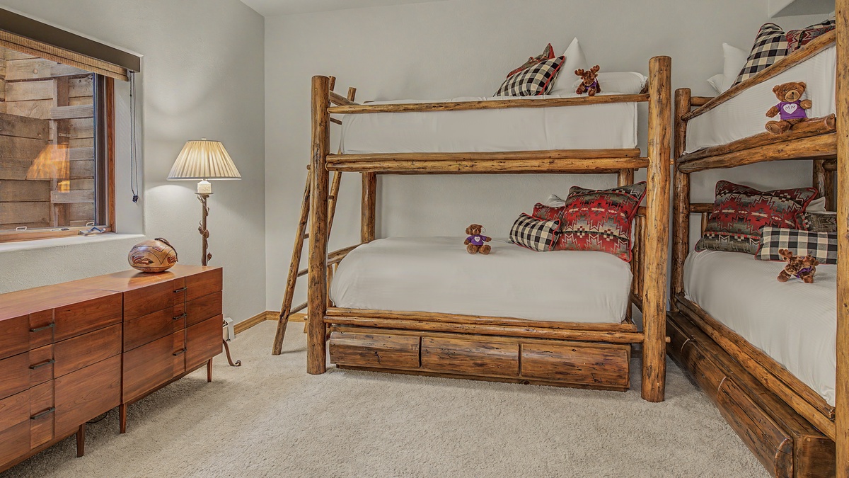 Bedroom 5, Lower Level - Two twin-over-twin bunk beds