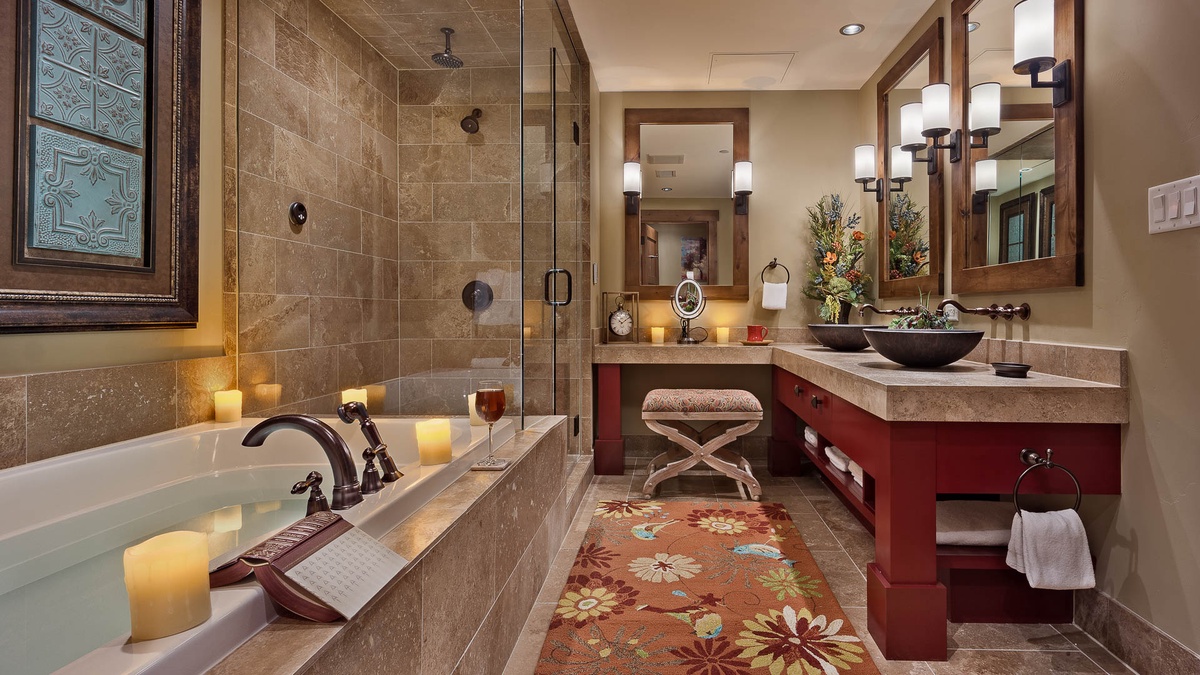 Bedroom 1, Main Level - Primary ensuite with soaking tub and walk-in shower