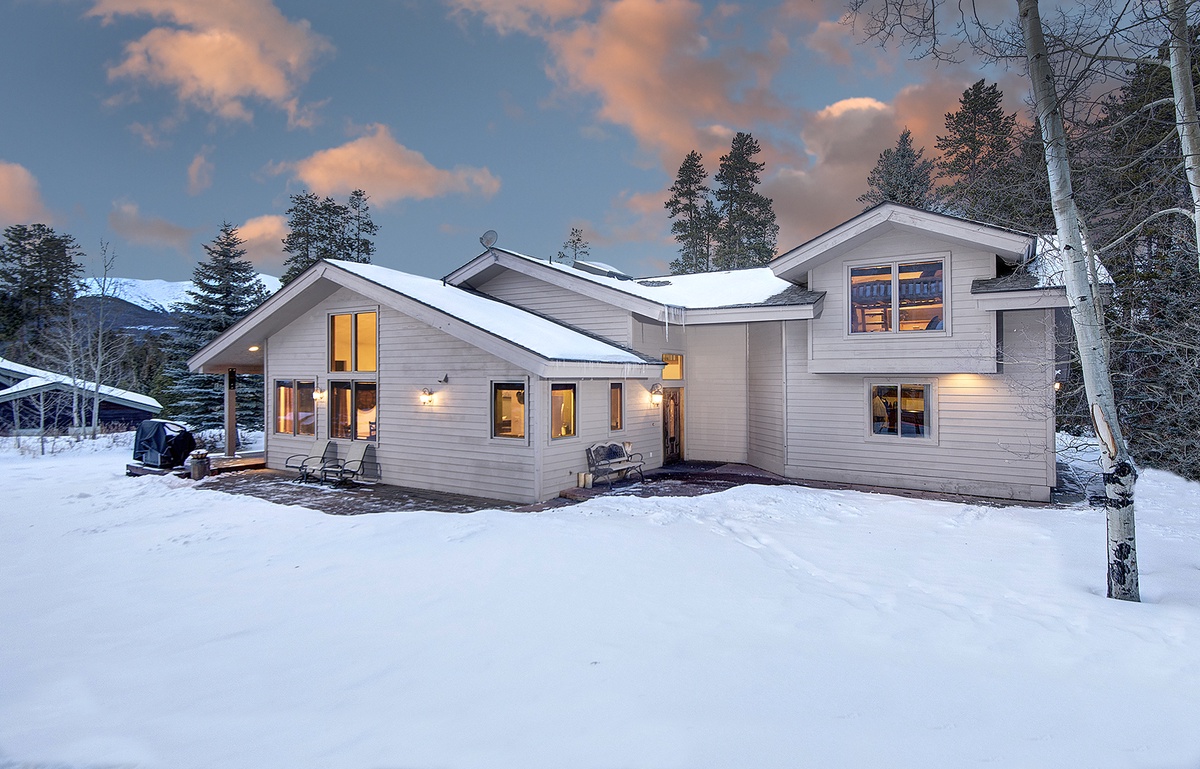 Lazy Bear Exterior in winter