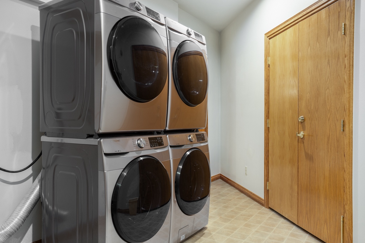 Laundry Room, Lower Level