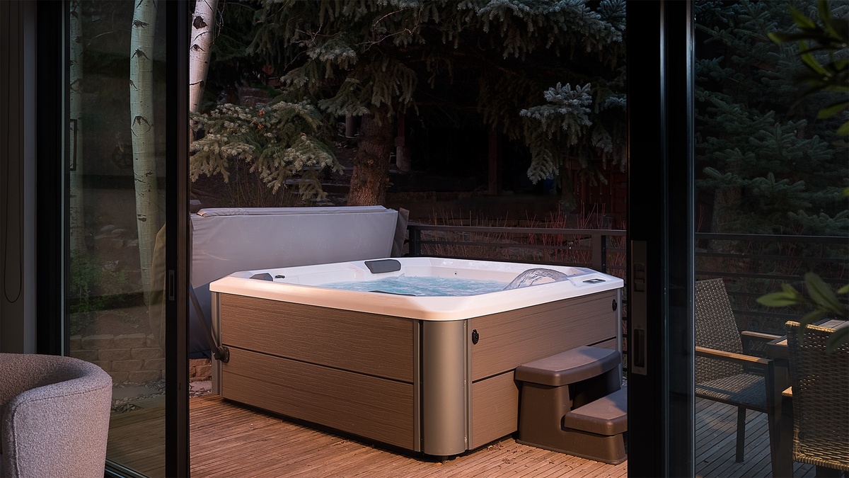Hot Tub, Main Level Deck - Private hot tub