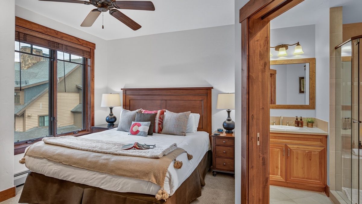 Bedroom 3, Main Level - King suite