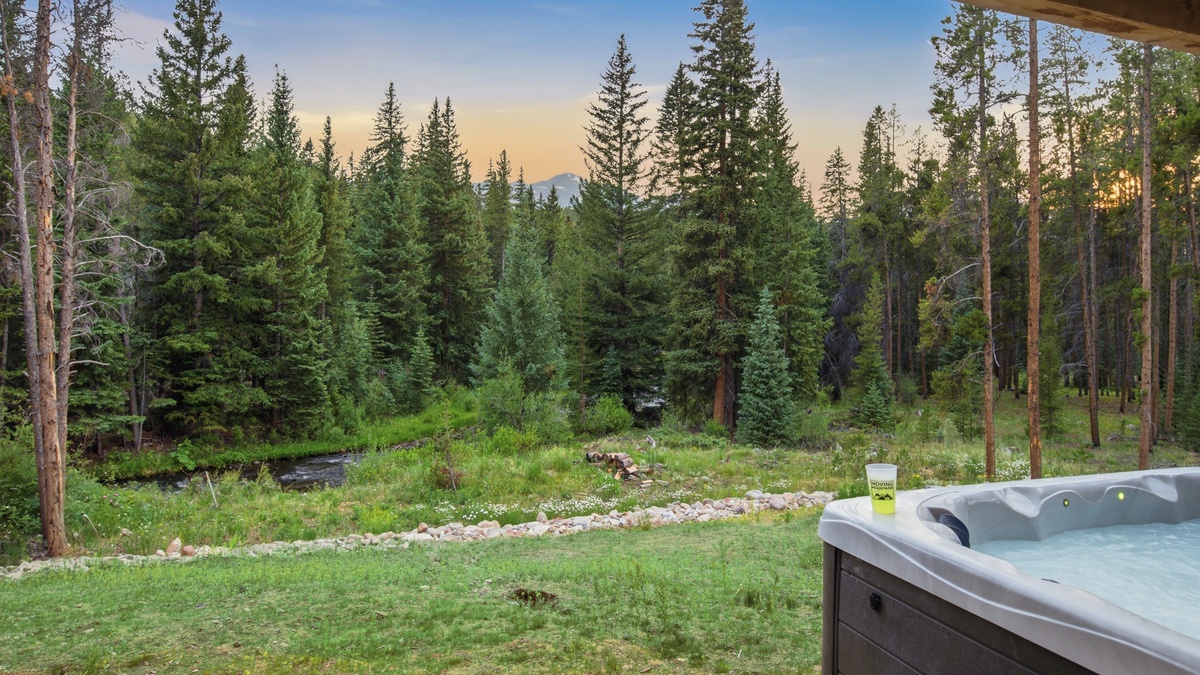 Hot Tub, Lower Level