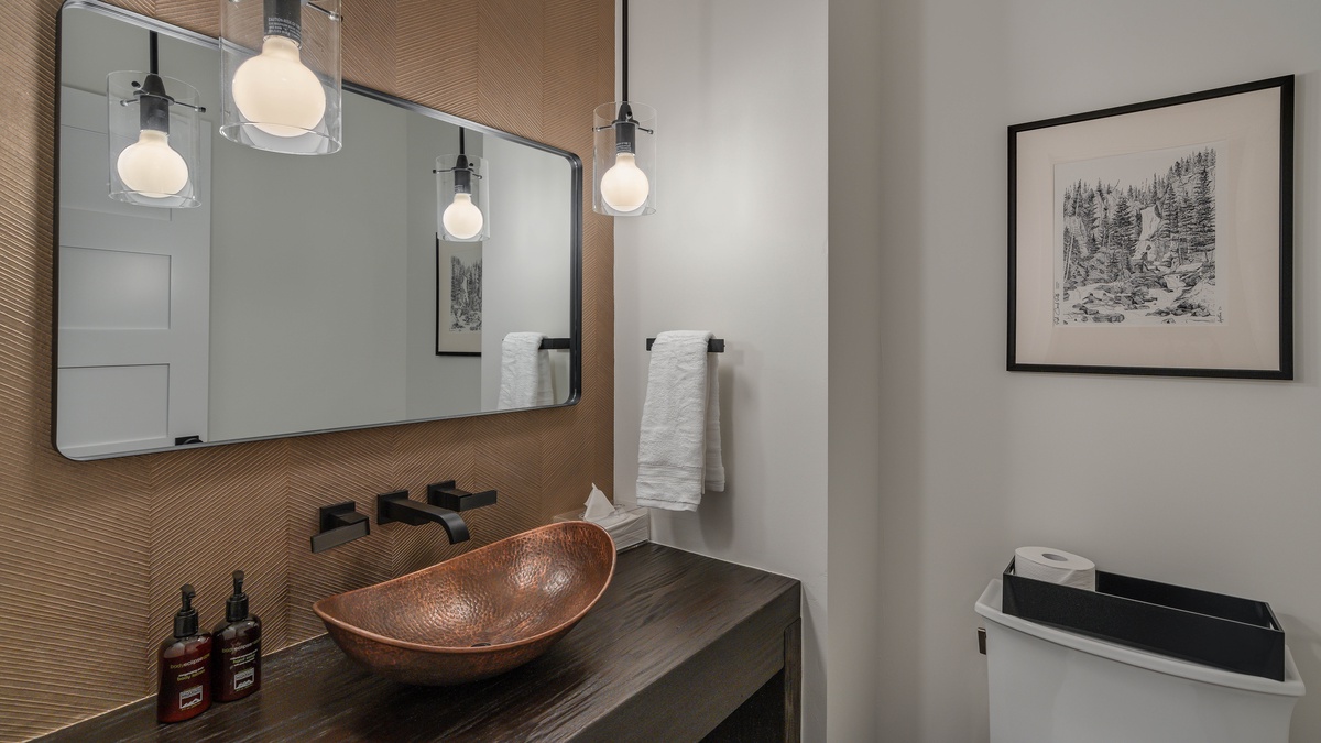 Powder bath on main level