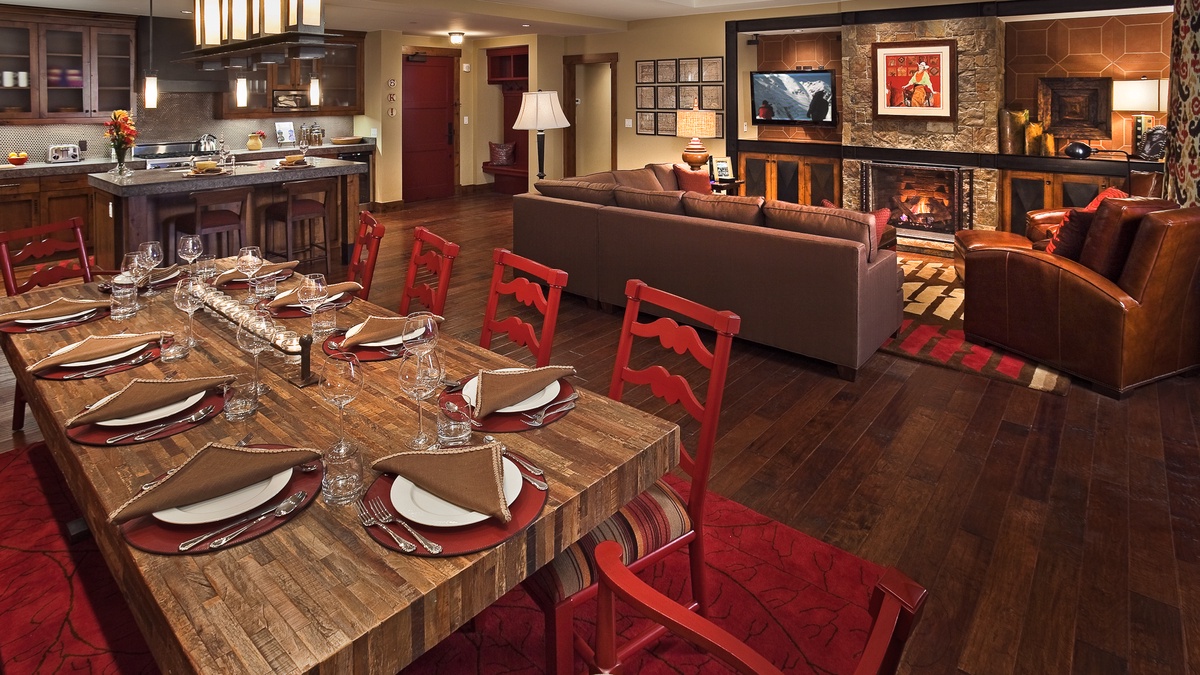 Dining Area, Main Level - With seating for ten