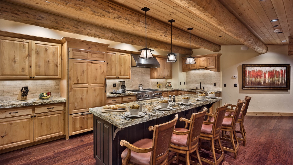 Gourmet kitchen, south side