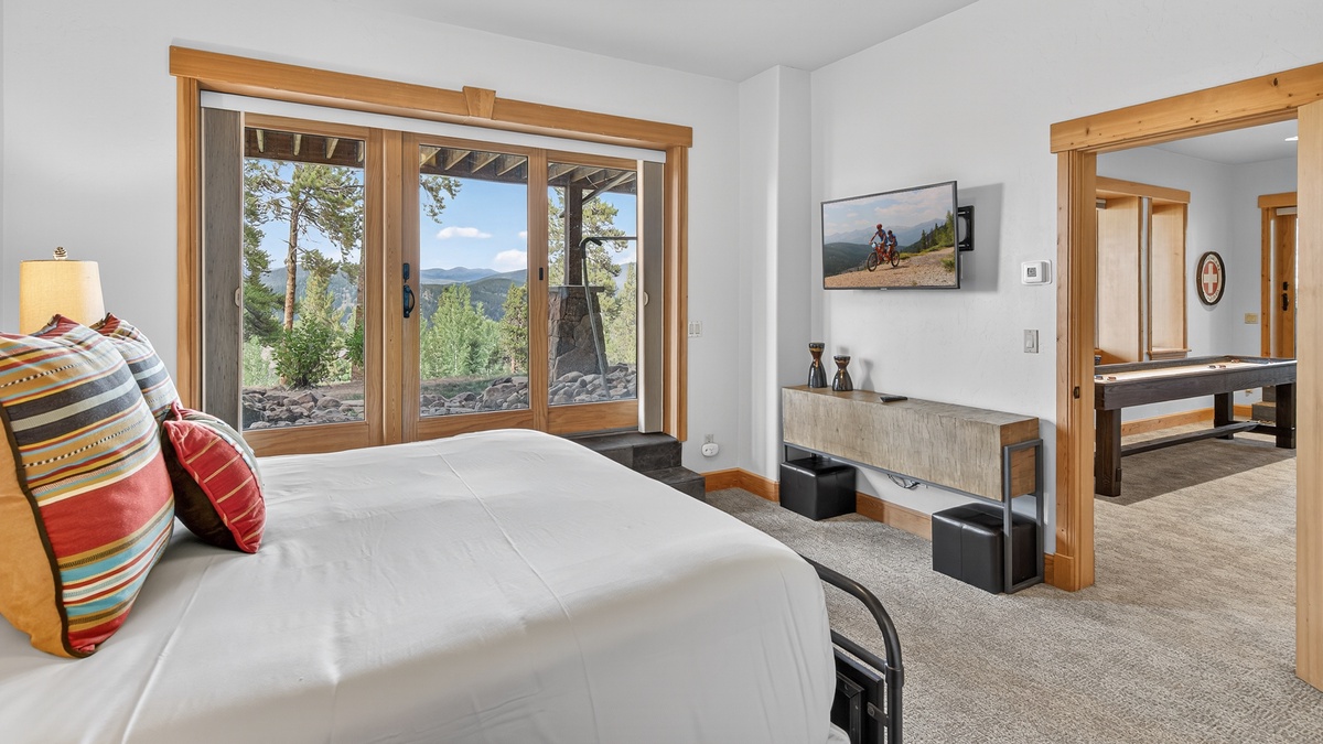 Bedroom 6, Lower Level - 1st level