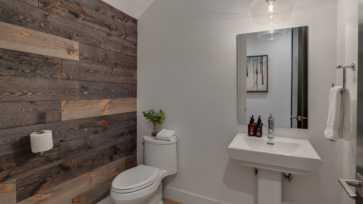 Powder Bathroom, Main Level