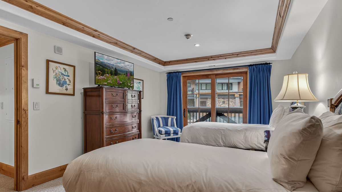 Bedroom 3, Main Level - Twin beds