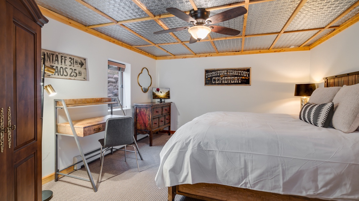 Bedroom 2, Lower Level - King bedroom on lower level with hall bath