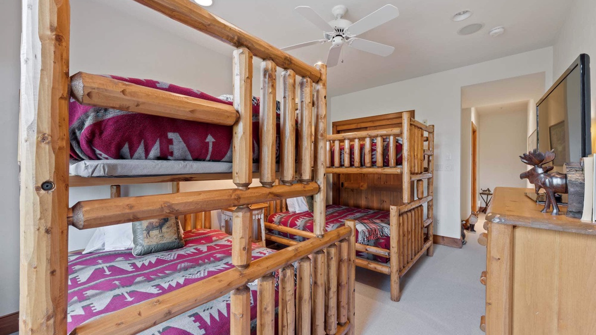 Bedroom 3 - Bunk Room