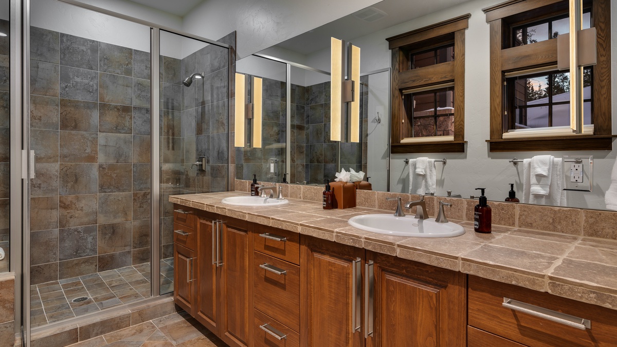 Bedroom 2, Main Level - Main level king ensuite