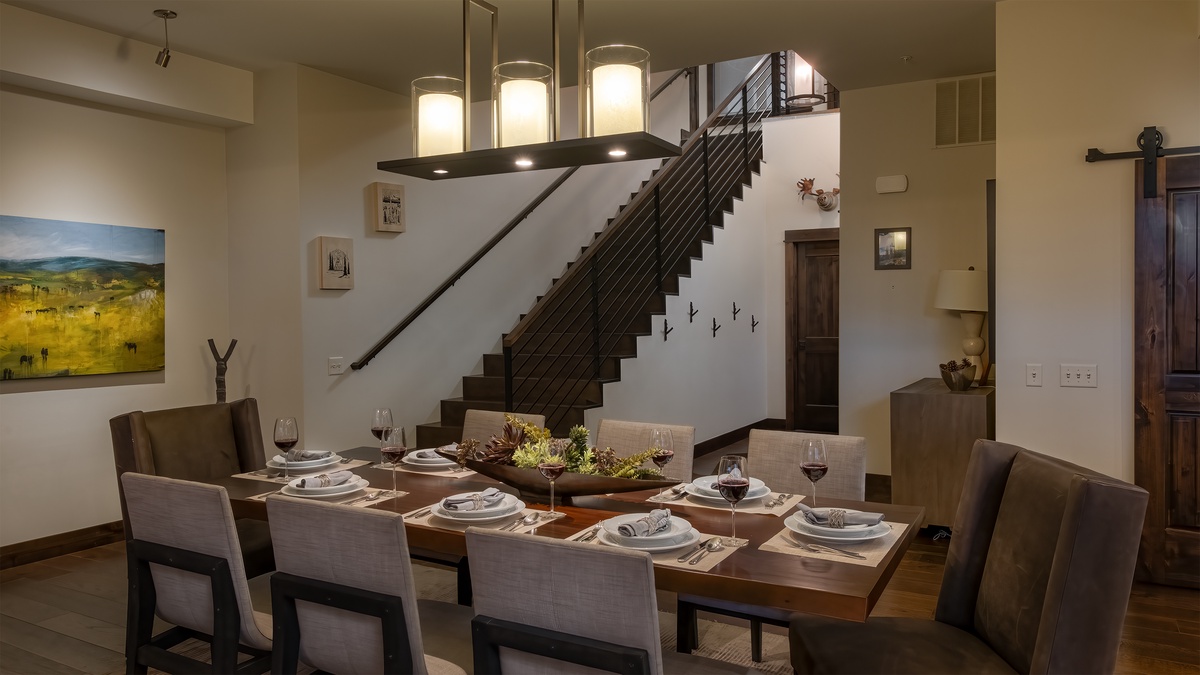 Dining Area, Main Level