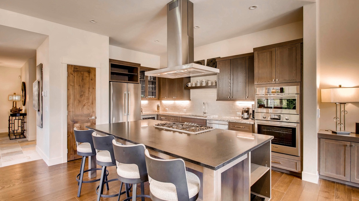 Kitchen, Main Level - With large island