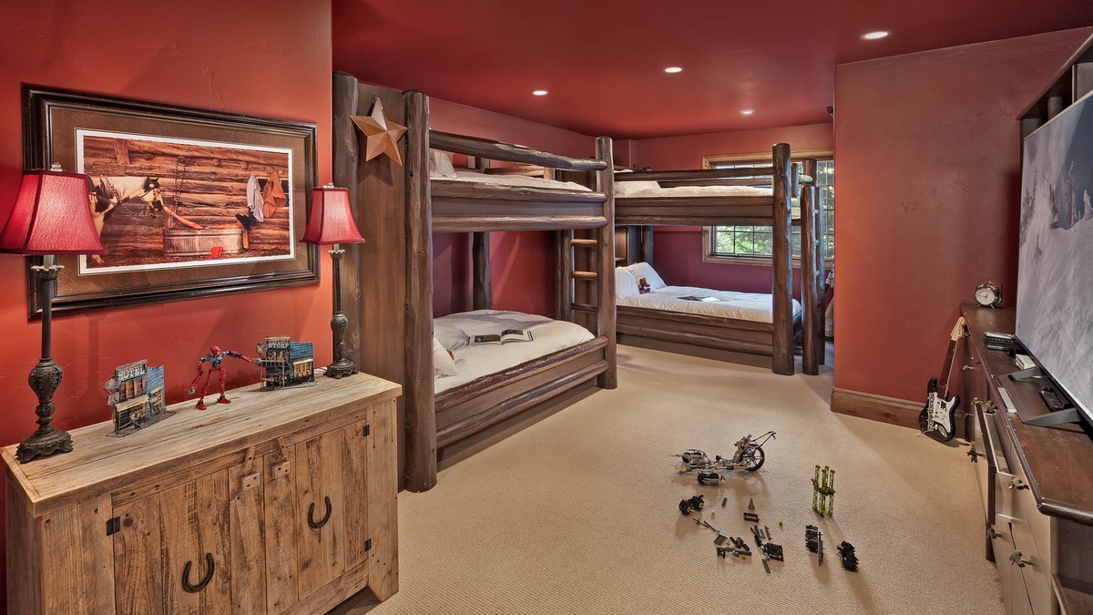Bedroom 5, Lower Level - Bunk Bedroom suite