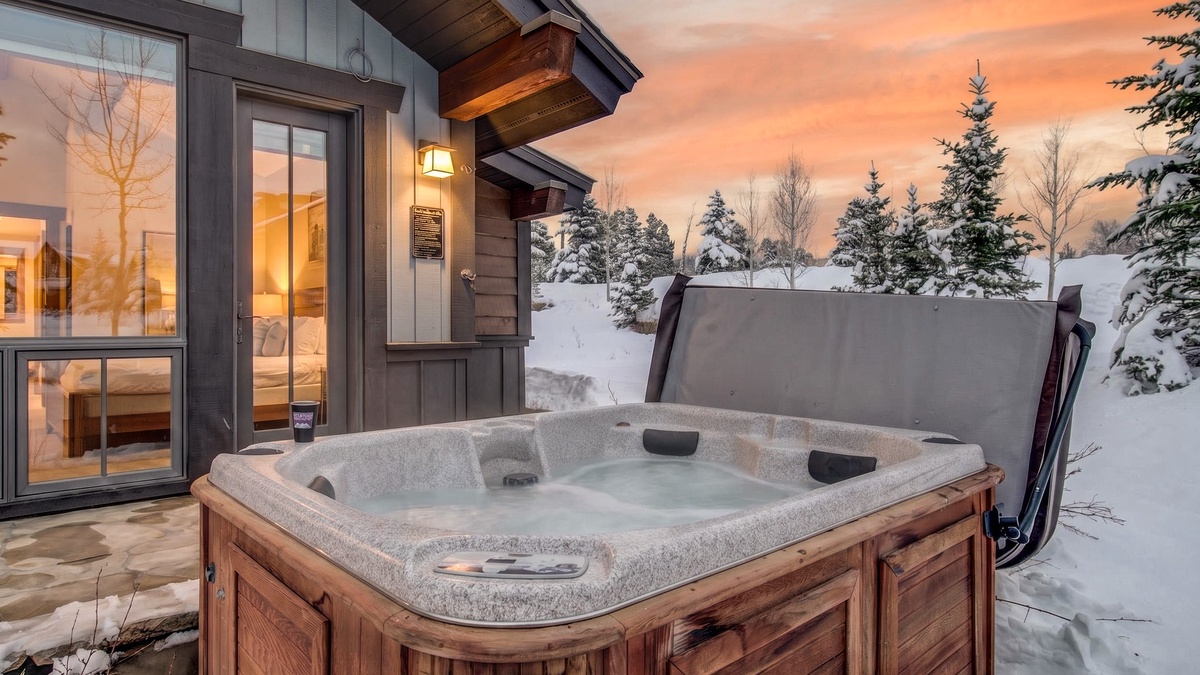 Hot Tub Main level