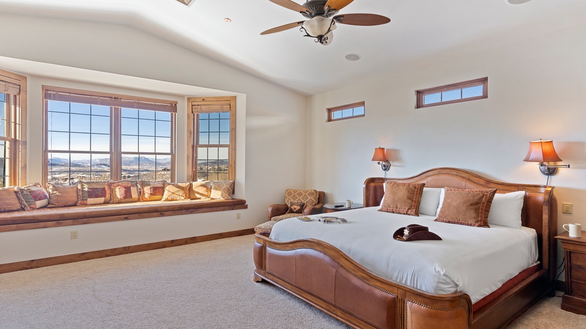 Primary suite with beautiful views on upper level