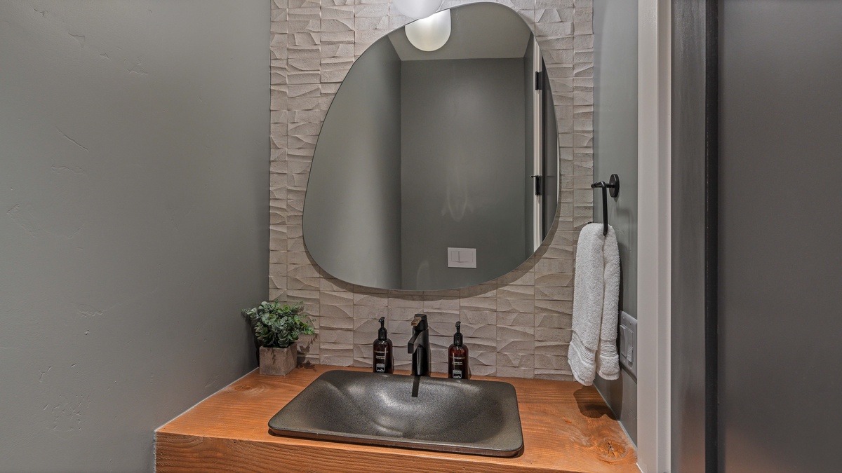 Powder bath on main level