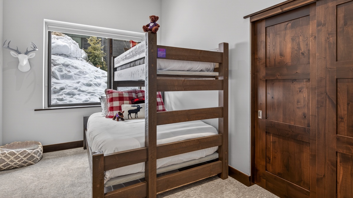 Bedroom 4, Lower Level - Twin-over-queen bunk bed plus a twin trundle bed