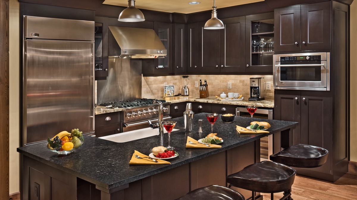 Kitchen, Main Level - With breakfast bar seating