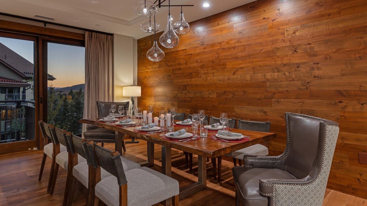 Dining Area, Main Level - Seating for ten