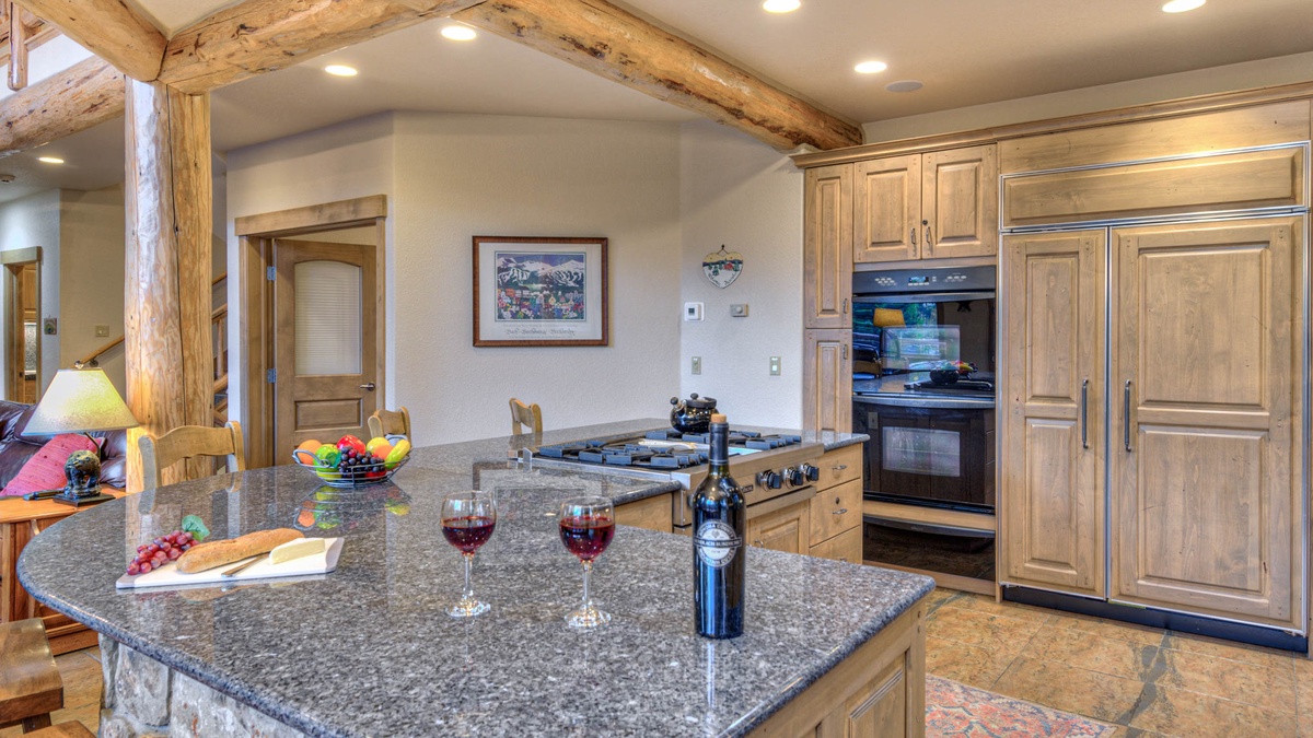 Gourmet Kitchen, Main Level