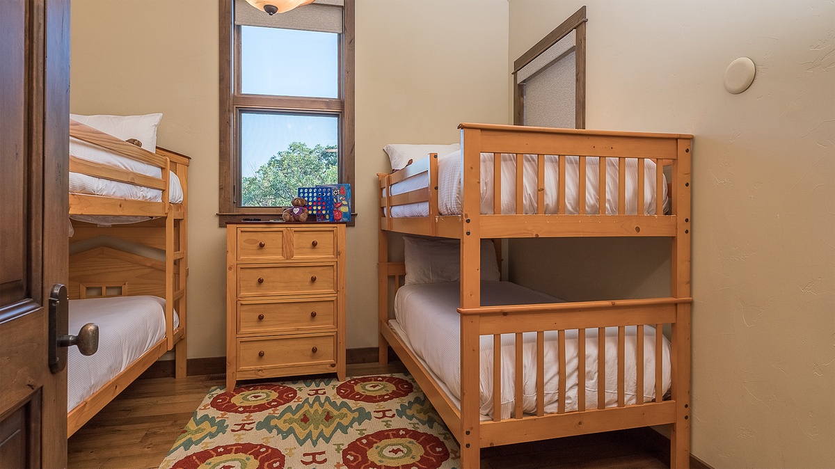 Bunk room, upper level