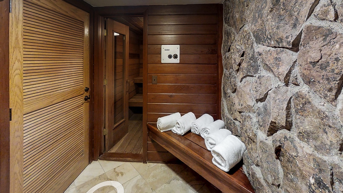 Sauna on the lower level