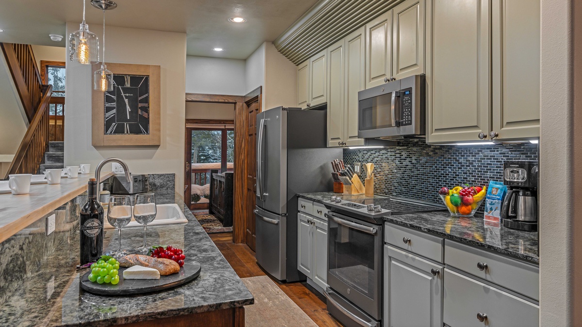 Beautiful gourmet kitchen