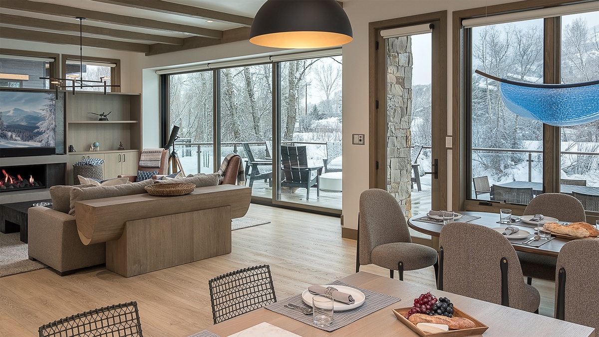 Great Room, Main Level - Riverlight Lodge great room with views