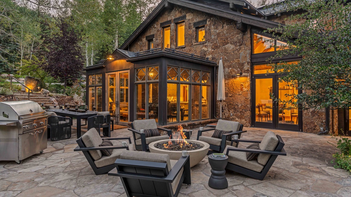 Welcome to Wayfarer Lodge