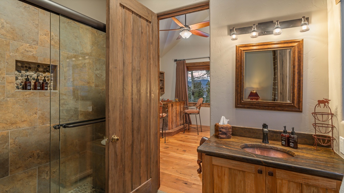 Bathroom, Main Level - Shared with King Bedroom and Bar Lounge