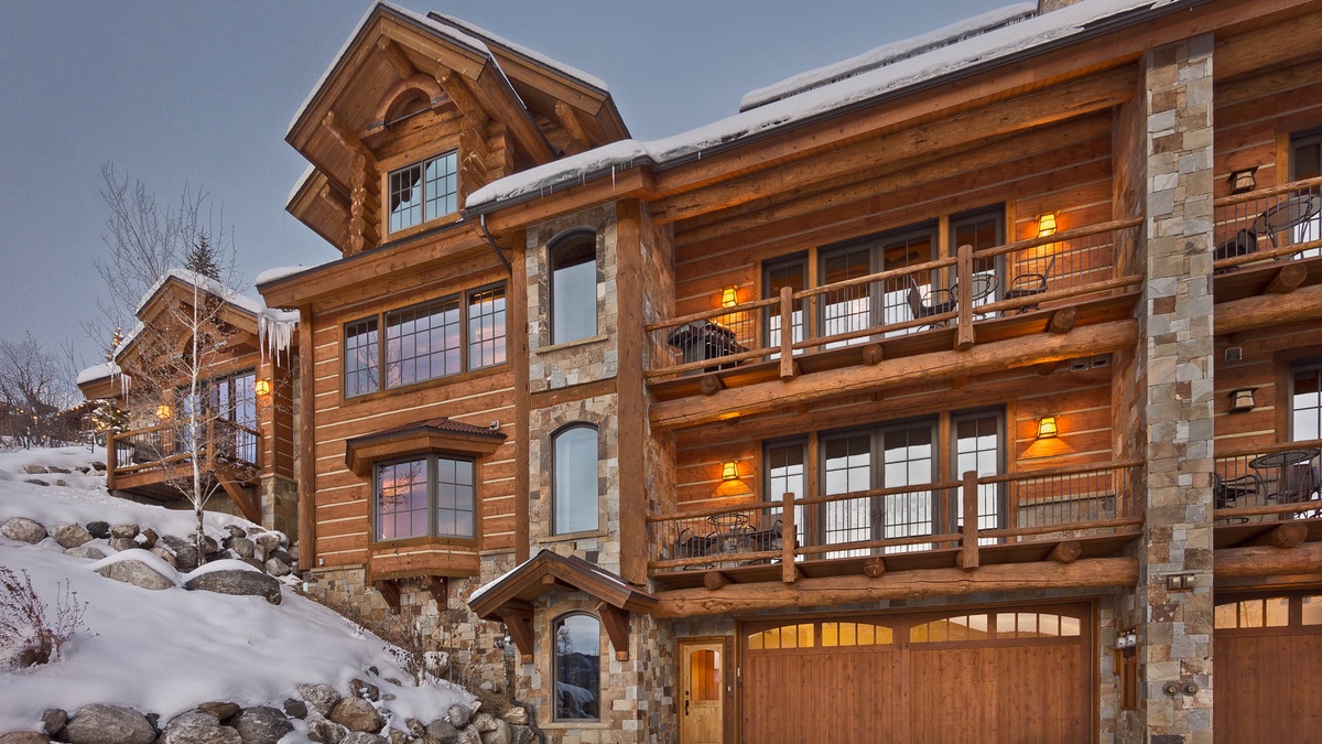 Exterior - Exterior view of Panorama Lodge North