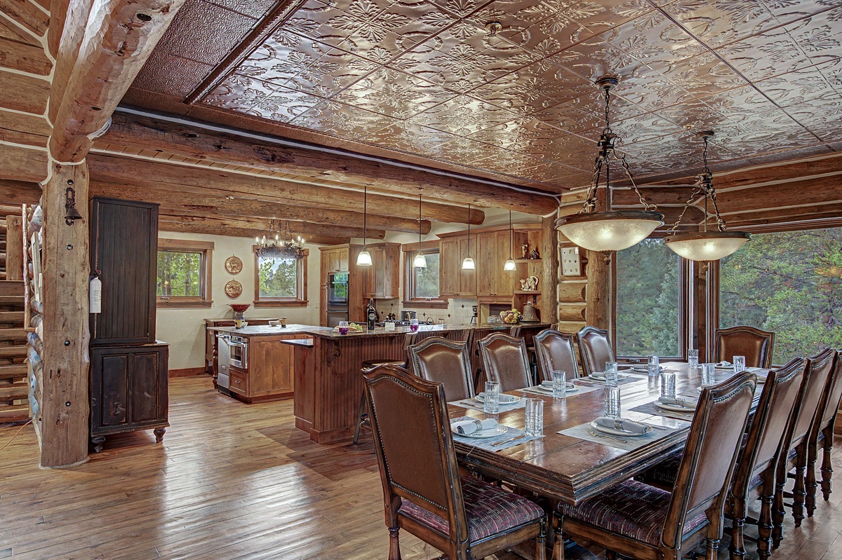Dining Area, Main Level - View toward kitchen and staircase