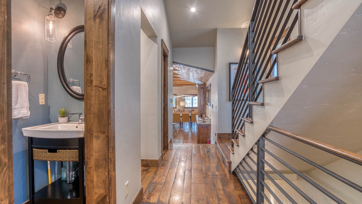 Powder Room, Main Level