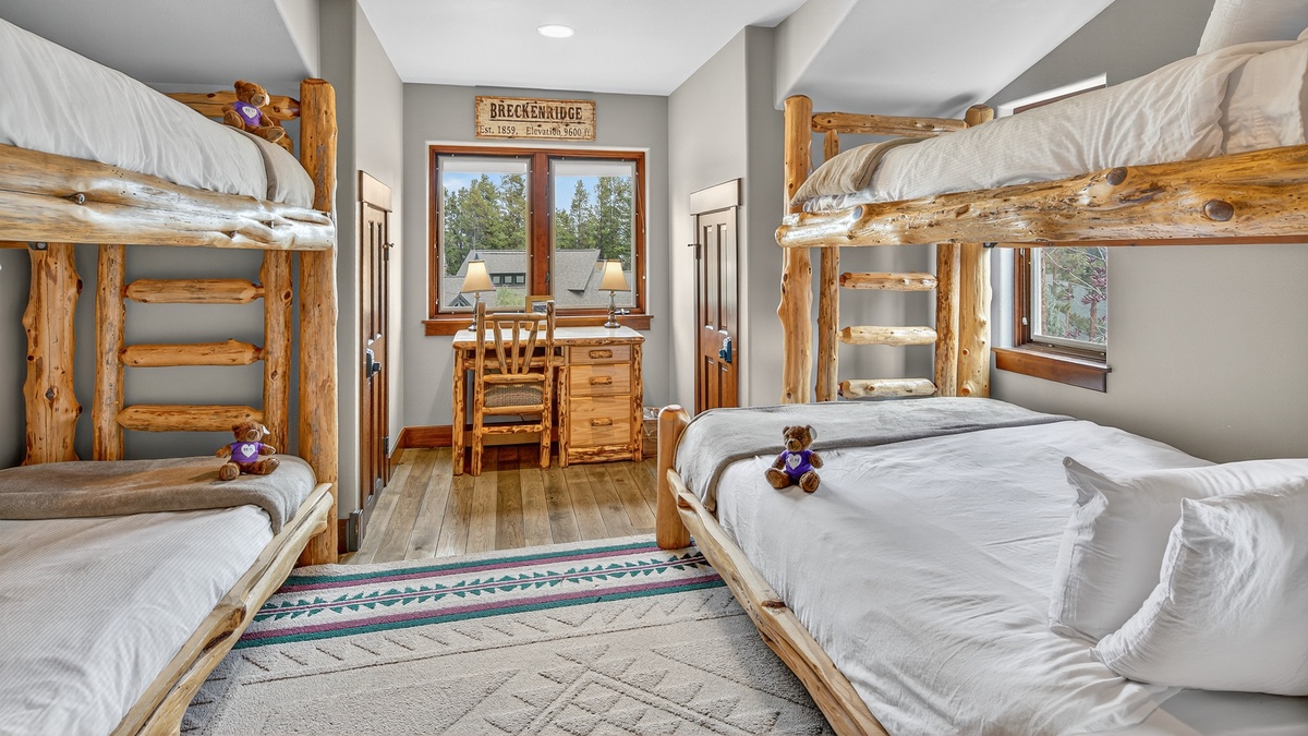 Bedroom 5, Upper Level - 2nd bunkroom with twin-over-twin and twin-over queen bunks